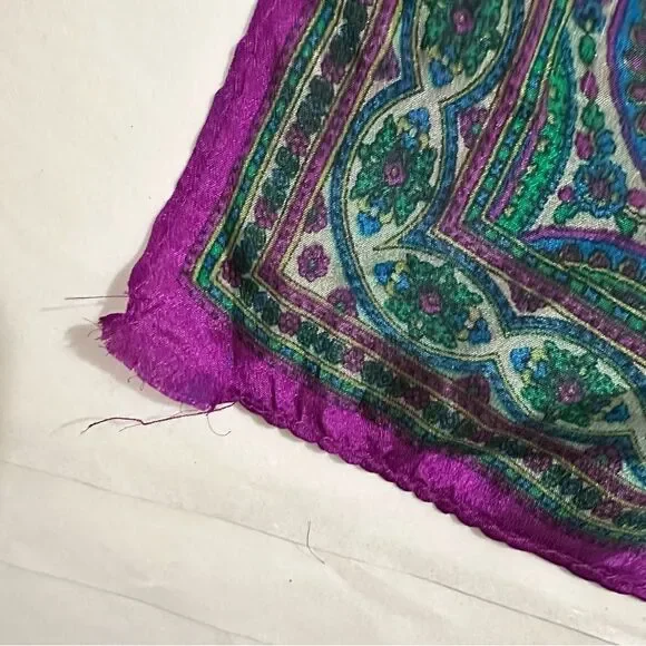Vintage Harvé Benard Green and Purple Paisley Silk evening scarf - Picture 8 of 11